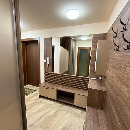 Two-bedroom In The Heart Of Burgas, Bogoridi Street Apartman *