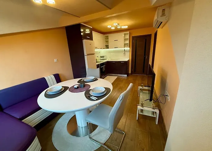 Two-bedroom In The Heart Of Burgas, Bogoridi Street Апартамент *